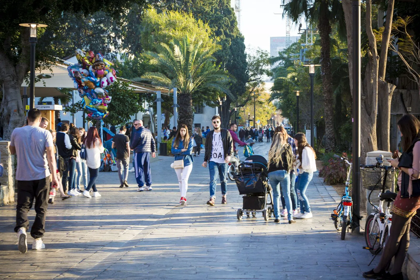 Walking Sarona, Tel Aviv's rebuilt Templer colony