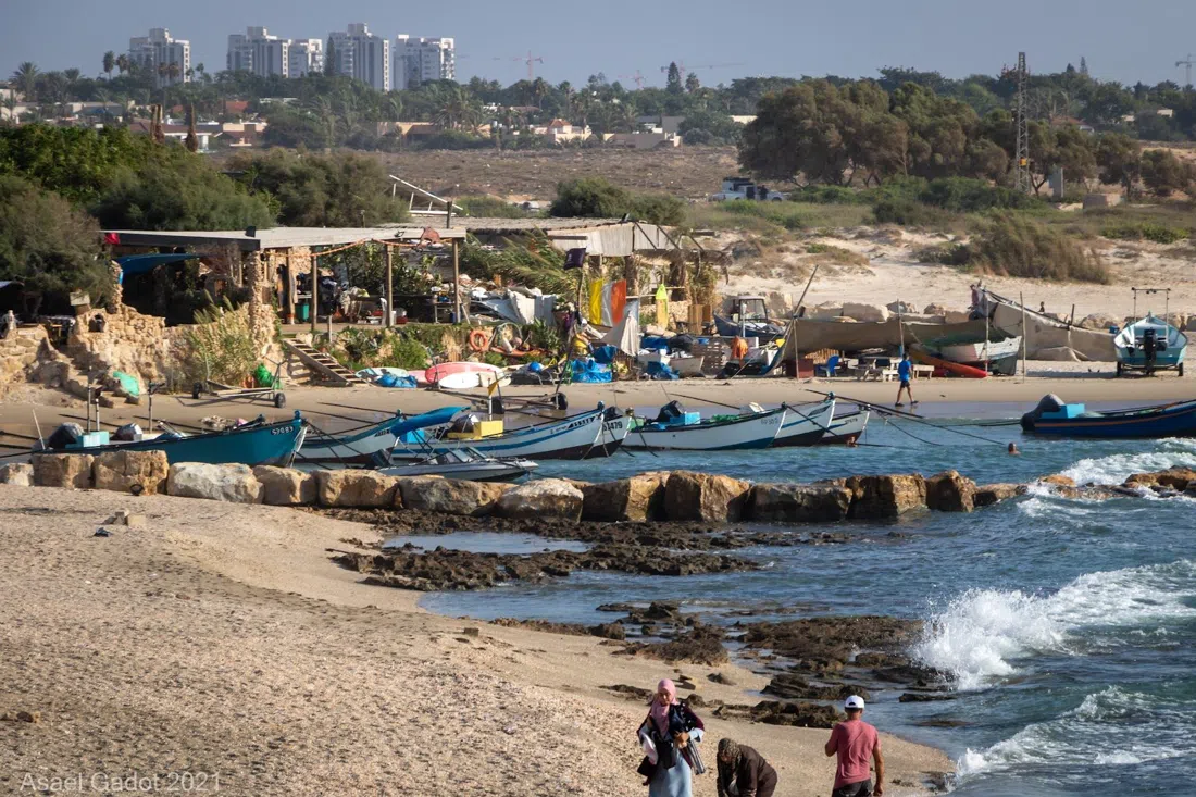 Jisr az-Zarqa, Tel Aviv