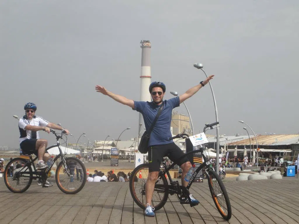 Riding the Tayelet from Tel Aviv Port Down to Jaffa